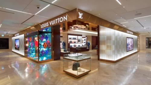 Pendapatan Induk Louis Vuitton Turun pada Kuartal III-2024 akibat Lesunya Ekonomi China