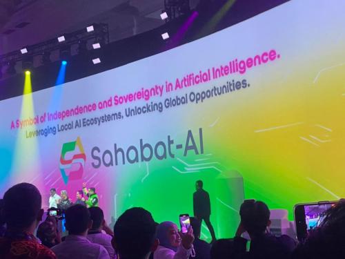 Indosat (ISAT) dan GOTO Luncurkan Sahabat-AI: LLM Open-Source Berbahasa Indonesia