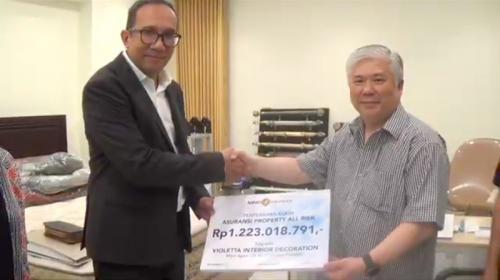 MNC Insurance Bayar Klaim Asuransi Properti All Risk Rp1,22 Miliar ke David Hariono