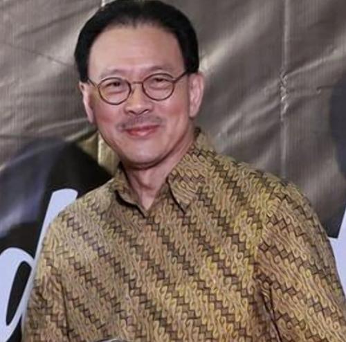Siapa Pemilik Optik Melawai? Keluarga Pengusaha Toko Kacamata Sampai ke Cucu